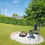 Stunning In With 3 Bedrooms And Internet Semesterbostad *