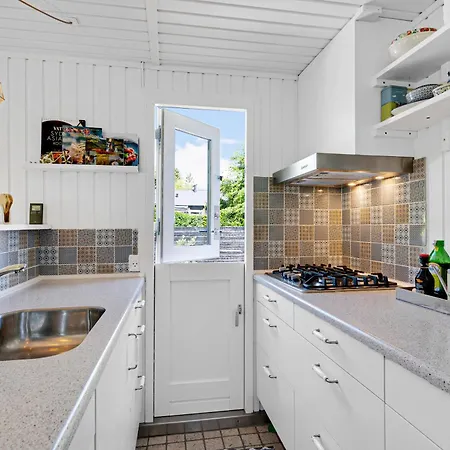 Stunning In With 3 Bedrooms And Internet Semesterbostad